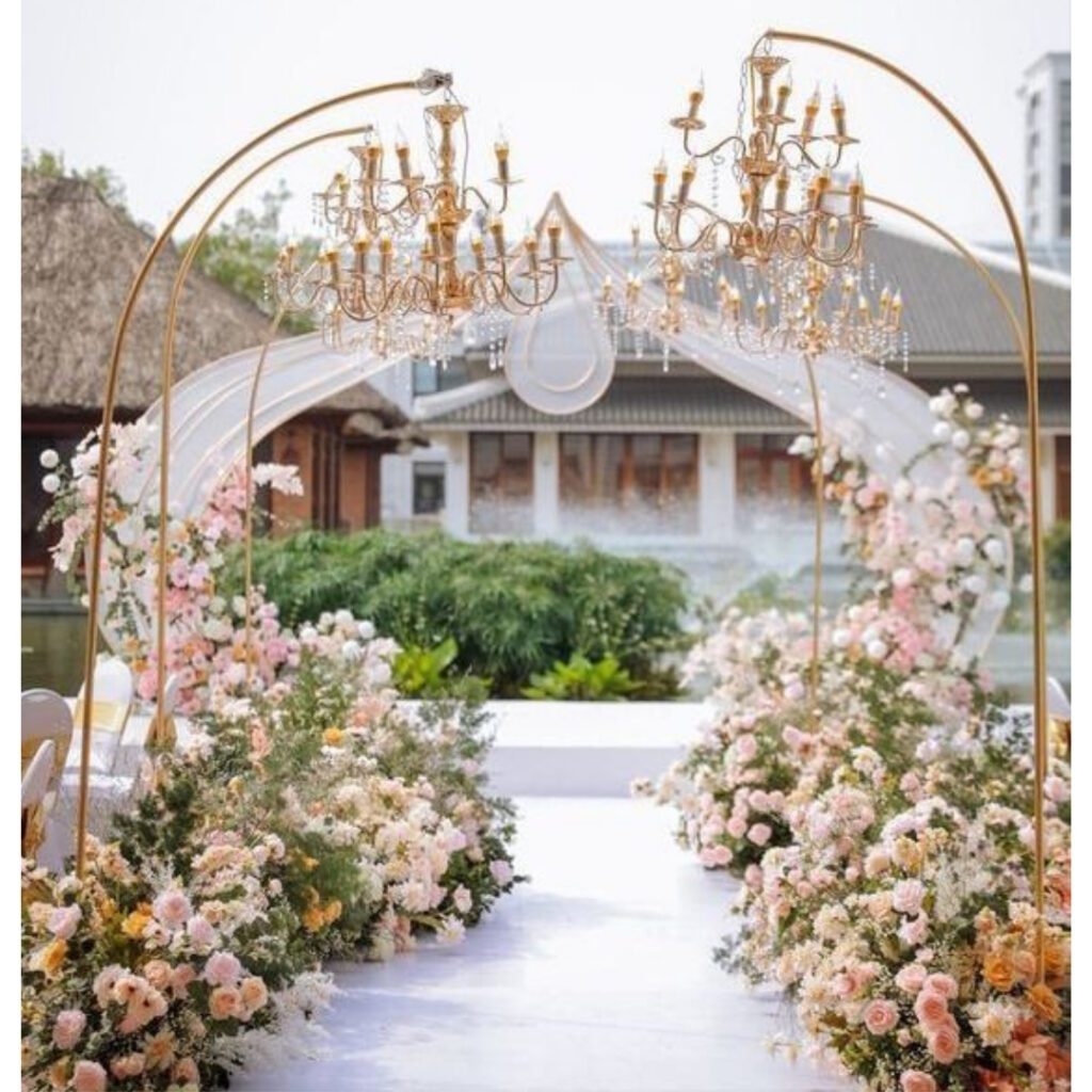 J stand Passage with Flowers