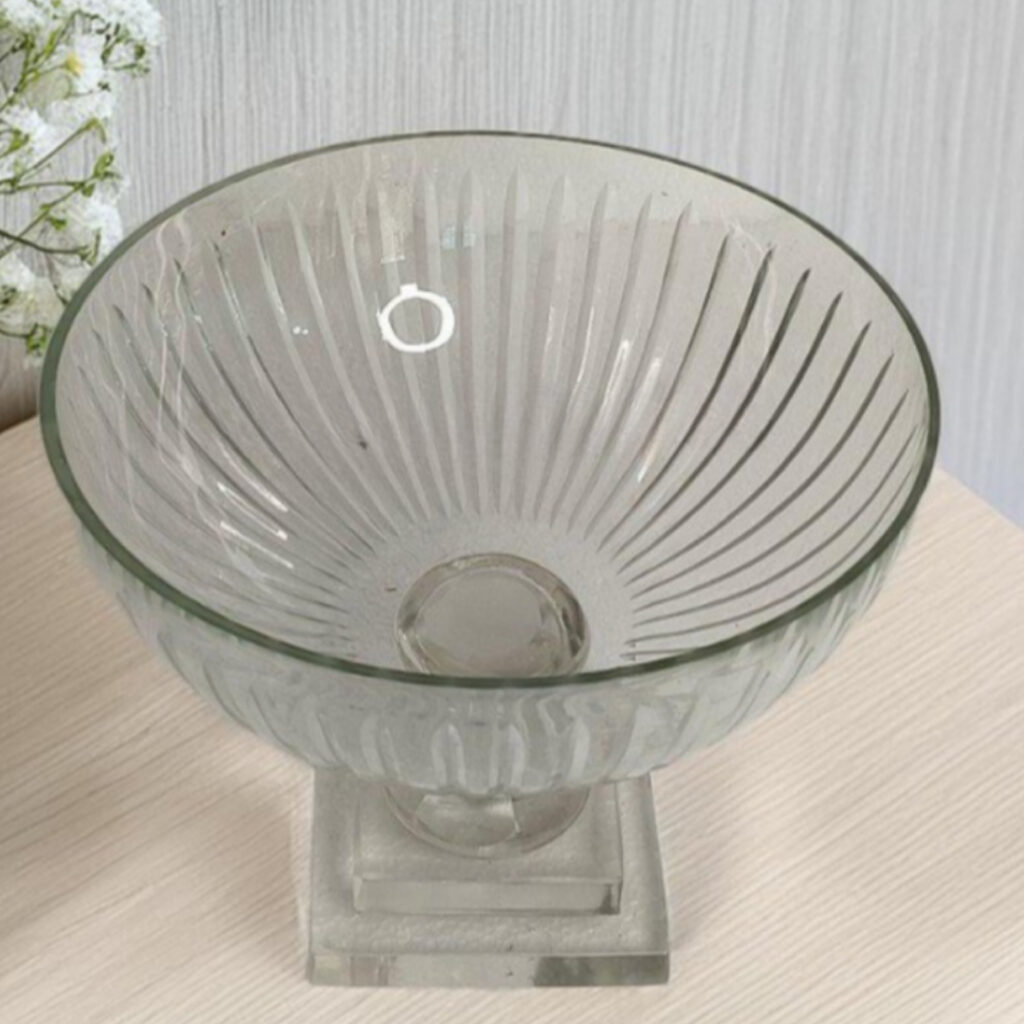 8.1-Clear-Flower-Pot-1