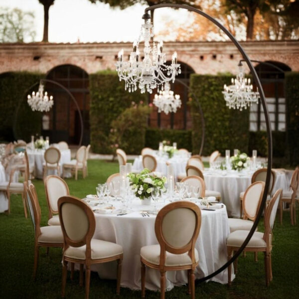 9.-J-Stands-with-Chandeliers